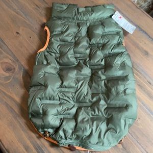 NWT Reddy Puffer Dog vest